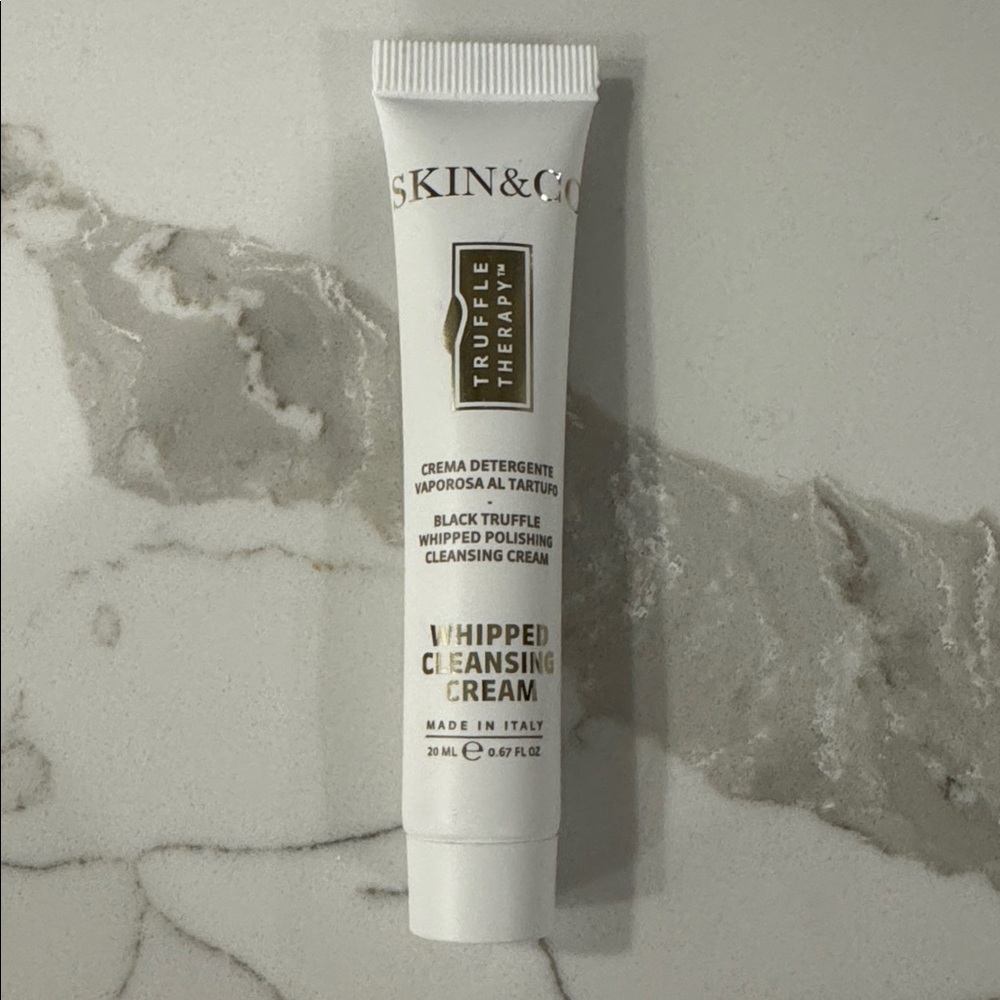 🌸5/$25🌸 Skin & Co black truffle whipped polishing cleansing cream